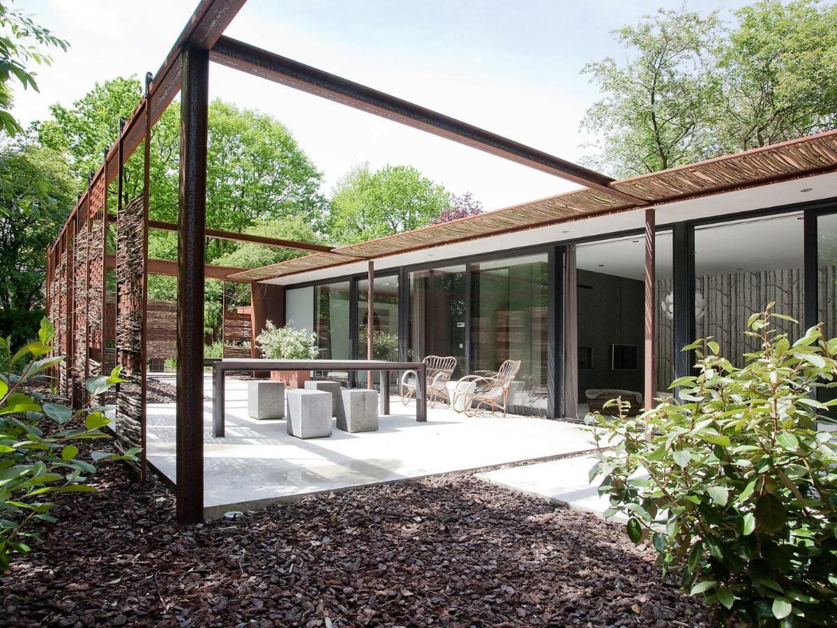 Stalen Boshuis Oosterhout  Luaran gambar